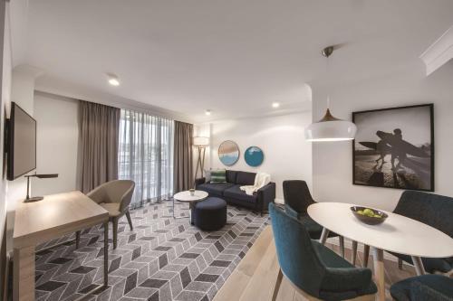 Adina Apartment Hotel Coogee Sydney Room Type - One-Bedroom King Apartment