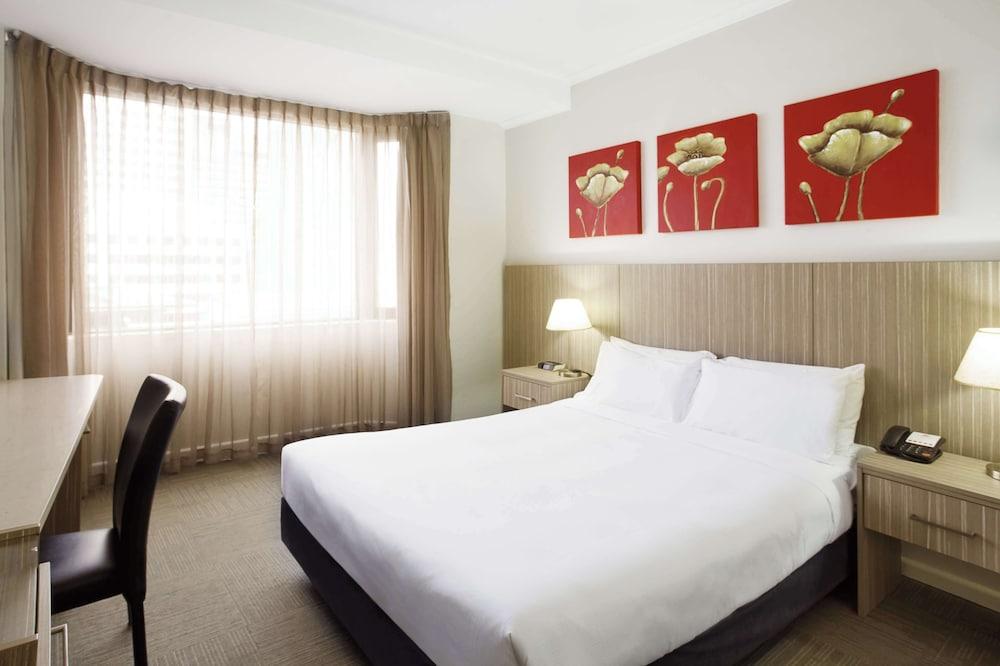 Metro Hotel Marlow Sydney Central Room Type - Superior Queen Room