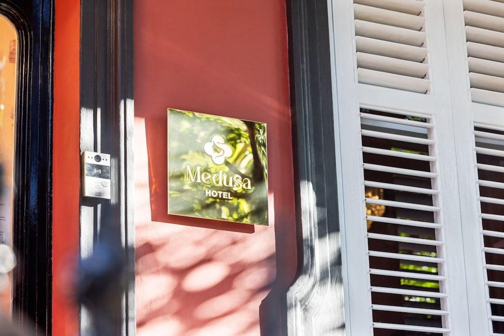Medusa Boutique Hotel - Tap to explore photos