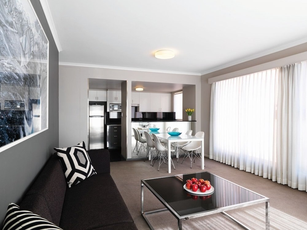 Adina Apartment Hotel Sydney Surry Hills - Tap to explore photos