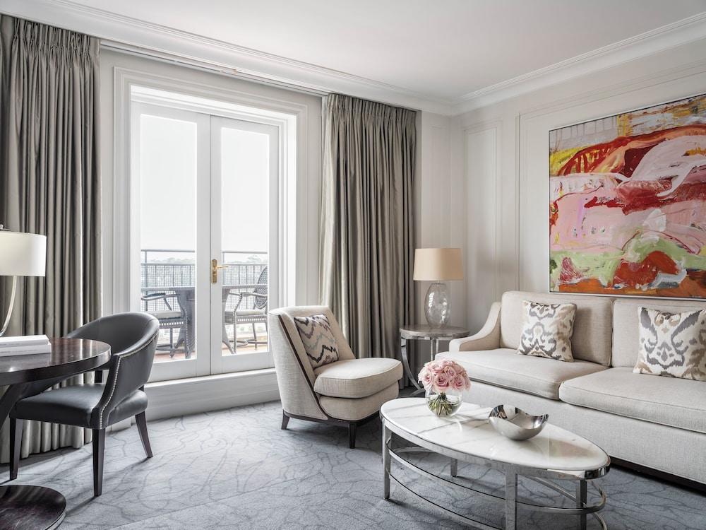 The Langham, Sydney Room Type - One-Bedroom Suite Harbour Terrace