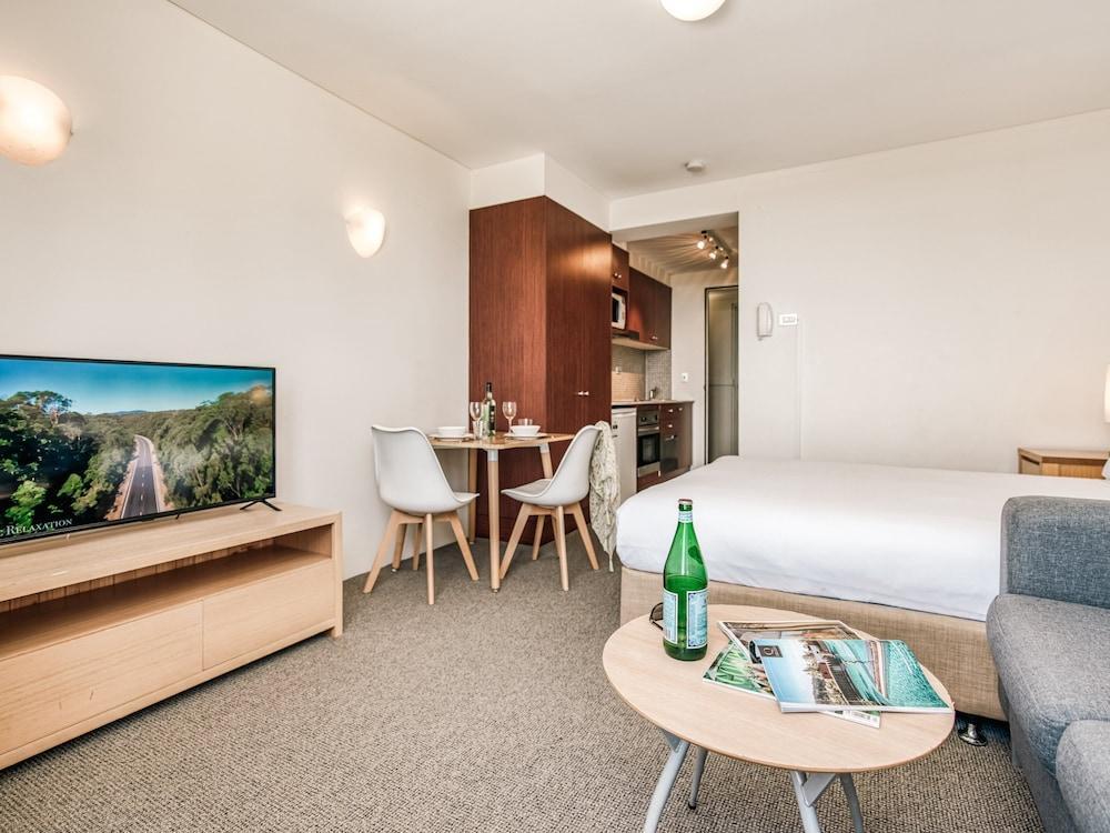 Park Regis Concierge Apartments Room Type - Superior Studio Apartment