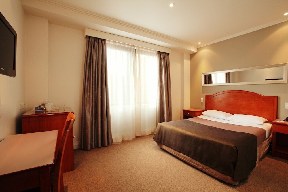 Great Southern Hotel Sydney Room Type - Standard Queen Room (Queen or Zip King bedding - subject to availability) Great Southern Hotel Sydney Room Type - Standard Queen Room (Queen or Zip King bedding - subject to availability)