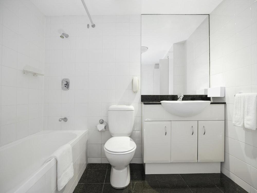 Mantra Parramatta Room Type - Apartment, 1 Bedroom Mantra Parramatta Room Type - Apartment, 1 Bedroom