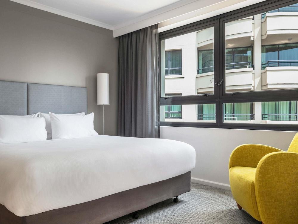 Mantra Parramatta Room Type - Studio, 1 Double Bed