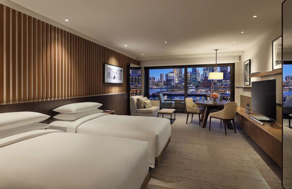 Park Hyatt Sydney Room Type - 2 Twin Beds with City Harbour View