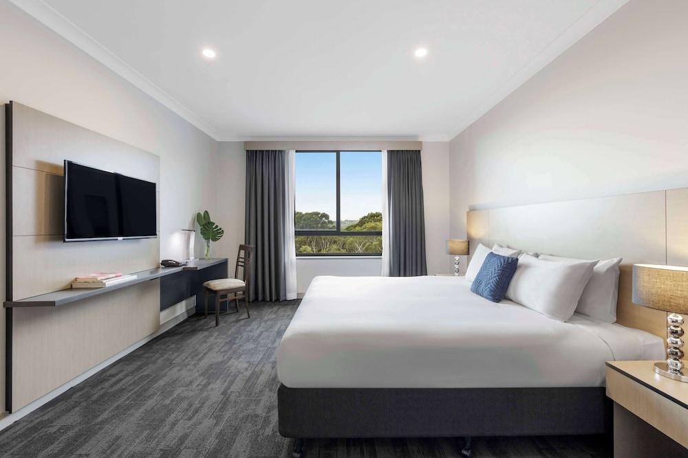 Oaks Sydney North Ryde Suites Room Type - Deluxe Studio (No Housekeeping)