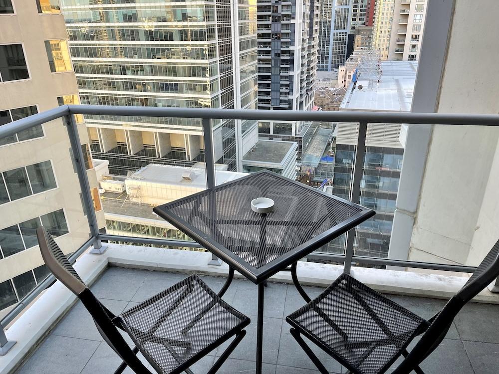 APX World Square Room Type - Executive Two Bedroom Apartment (Limited Housekeeping) APX World Square Room Type - Executive Two Bedroom Apartment (Limited Housekeeping)