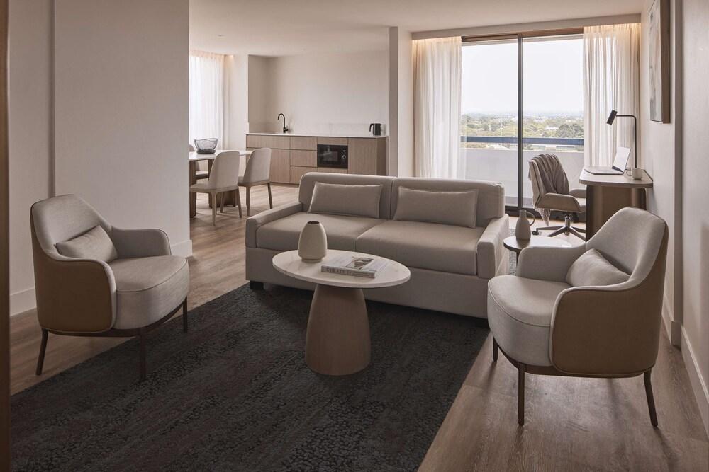 Rydges North Sydney Room Type - Suite, 2 Bedrooms, Balcony