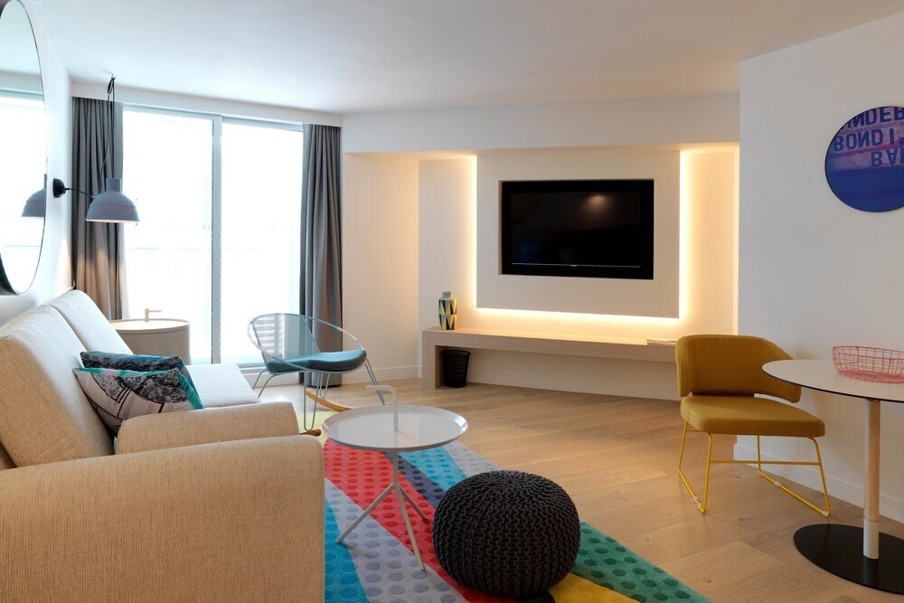 QT Bondi Room Type - QT Atrium Suite