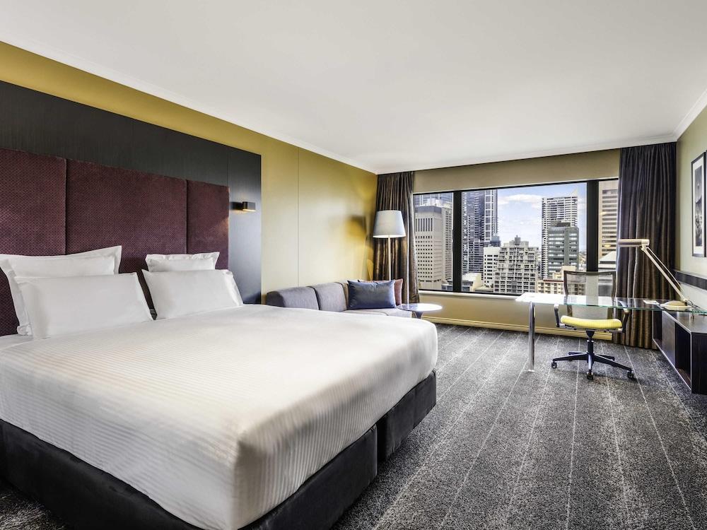 Pullman Sydney Hyde Park Room Type - Deluxe King Park View, 1 King Bed Pullman Sydney Hyde Park Room Type - Deluxe King Park View, 1 King Bed