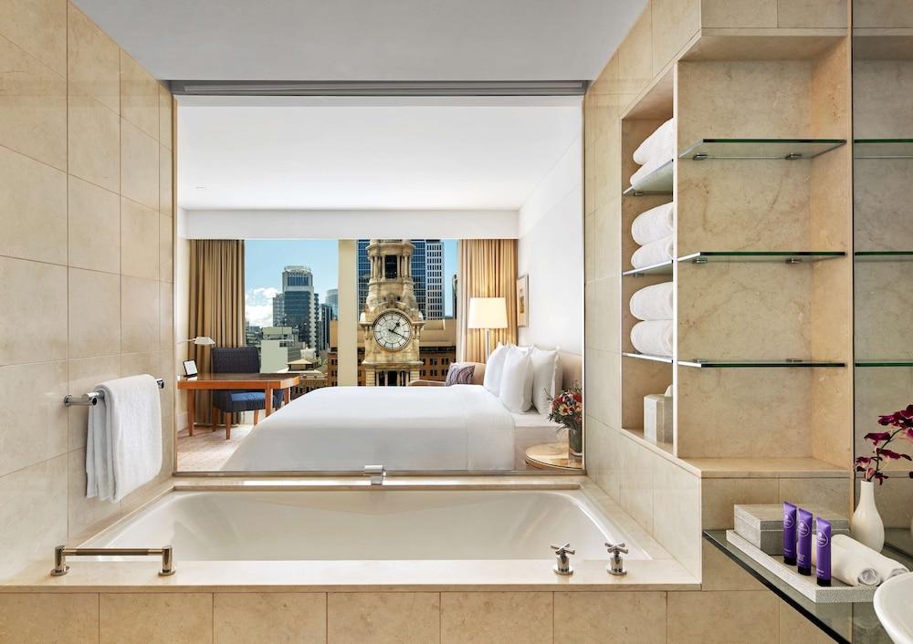 The Fullerton Hotel Sydney Room Type - Tower Premium King Room