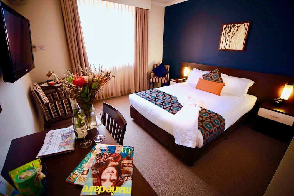175 Hotel Westmead - Tap to explore photos