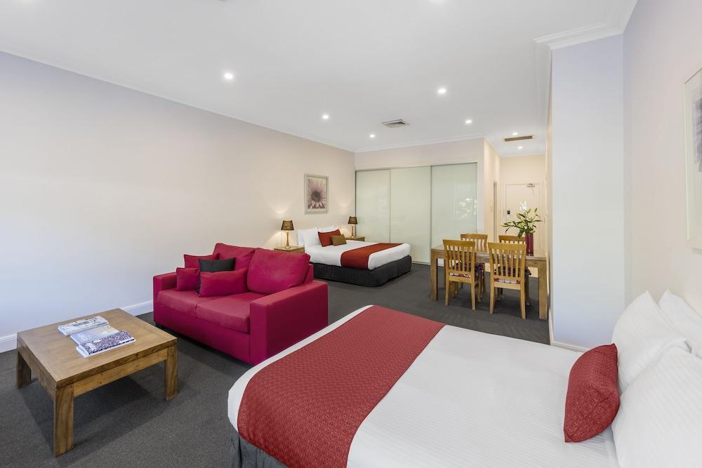 Nesuto Woolloomooloo Room Type - Studio Apartment