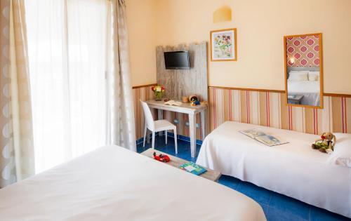 Ostia Antica Park Hotel - Tap to explore photos