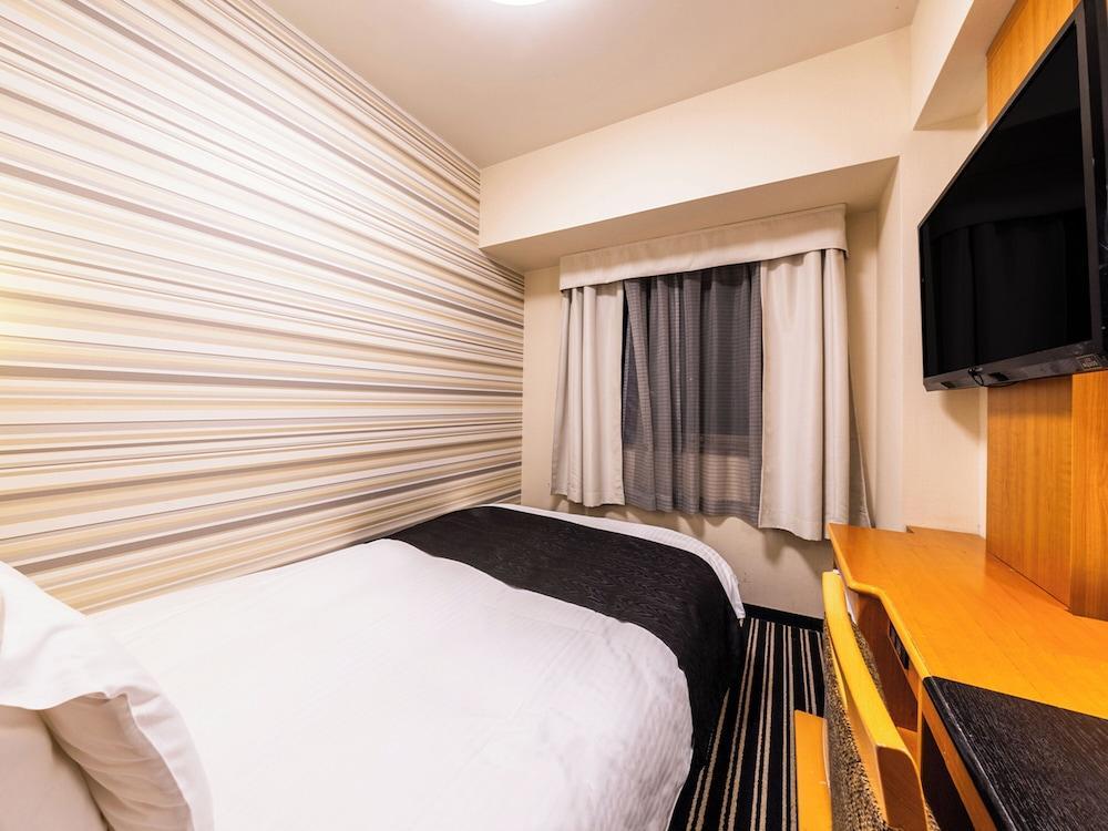 APA Hotel Nishiazabu Room Type - Semi-double Room, Non Smoking (120 cm bed, 9 ㎡)