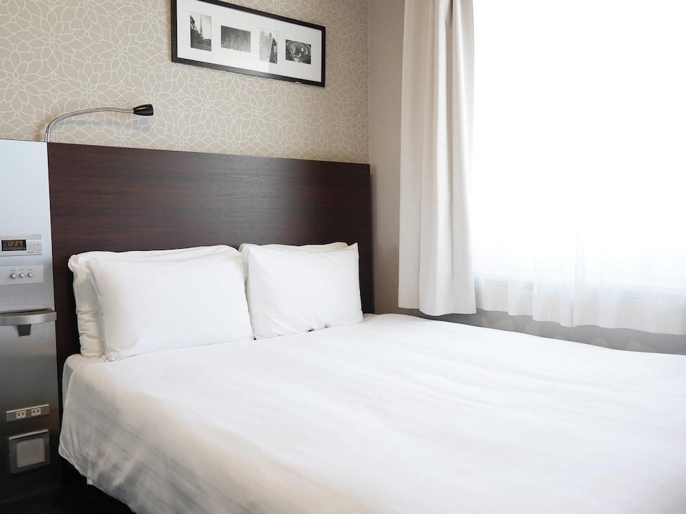 Comfort Hotel Tokyo Higashi Nihombashi Room Type - Double Economy, Non Smoking
