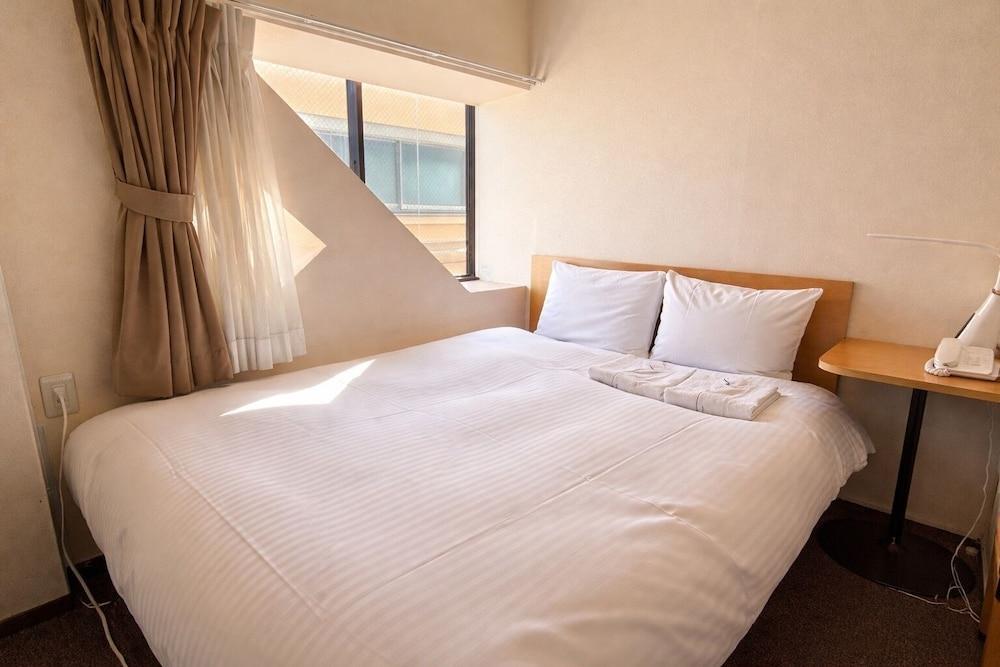 Sakura Hotel Hatagaya Room Type - Basic Double Room, Non Smoking