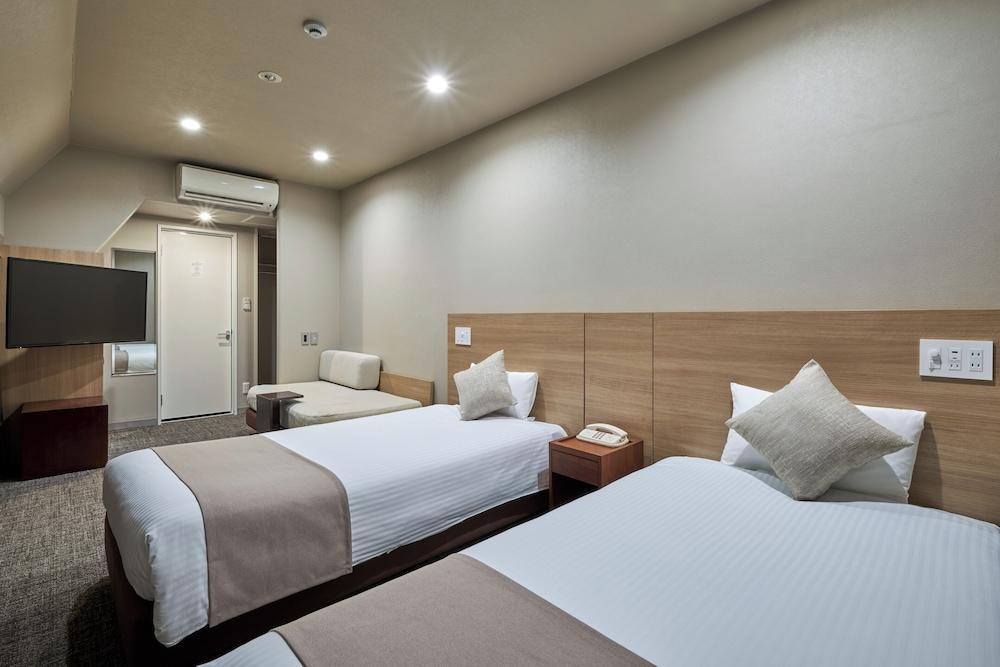 Hotel Villa Fontaine Tokyo - Jimbocho - Tap to explore photos