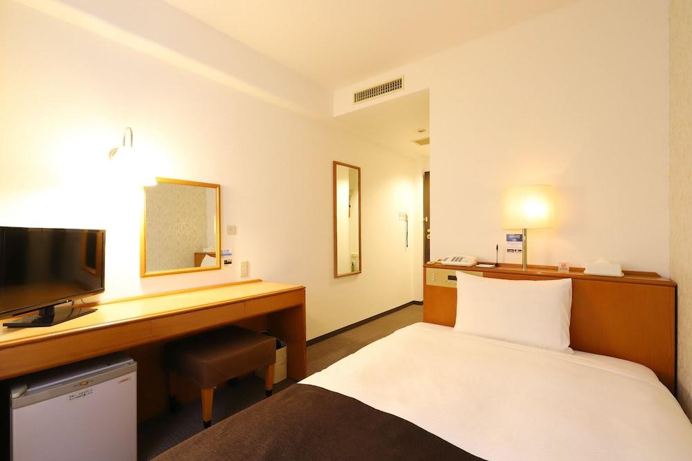 Smile Hotel Tokyo Ayase Ekimae Room Type - Single Room, Smoking