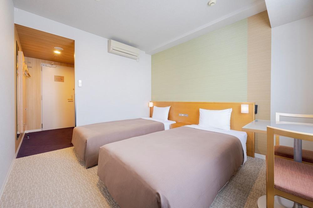 Candeo Hotels Uenokoen - Tap to explore photos