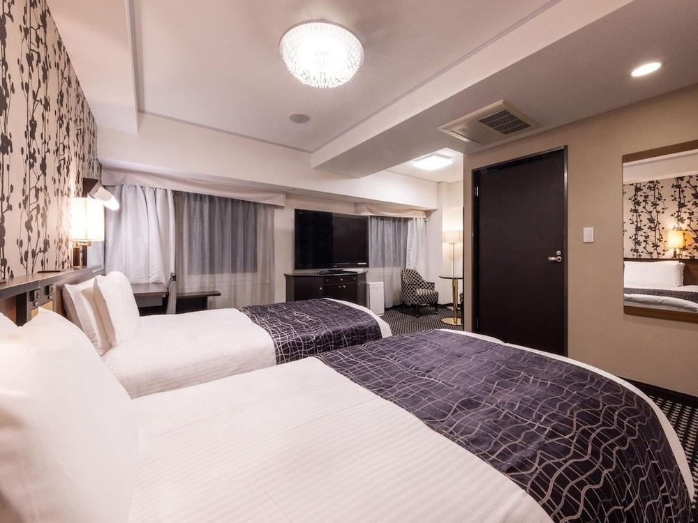 APA Hotel & Resort Tokyo Bay Shiomi - Tap to explore photos