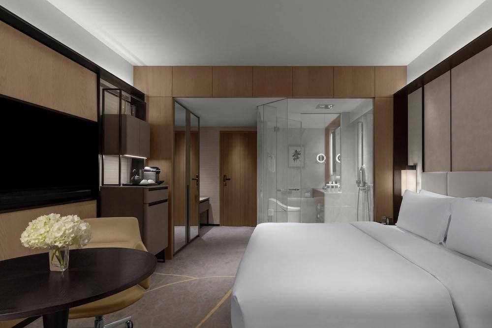 InterContinental Ana Tokyo - Tap to explore photos