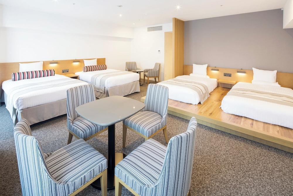 Hotel Mystays Premier Omori - Tap to explore photos