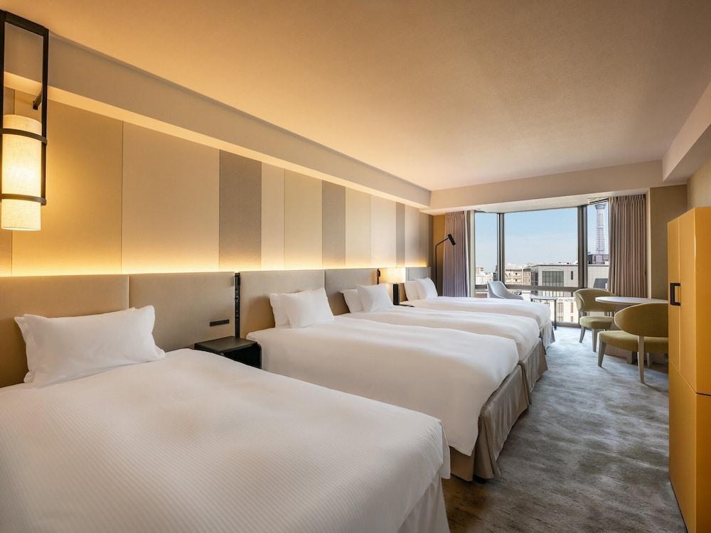 Asakusa View Hotel Room Type - Deluxe Twin with Skytree Side (4 Adults)