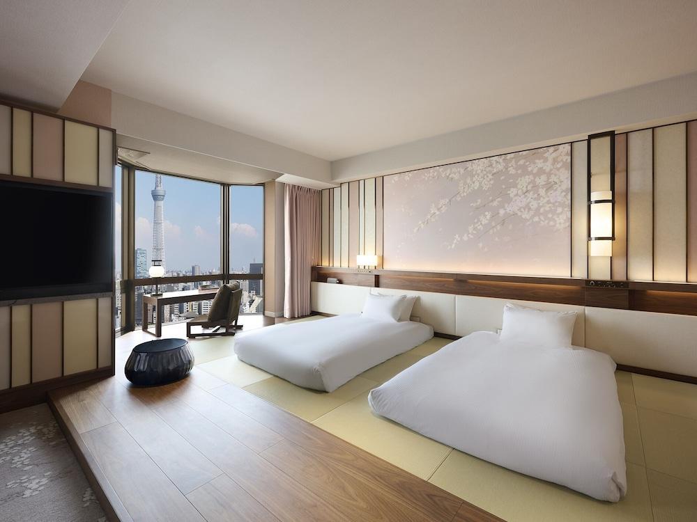 Asakusa View Hotel Room Type - Executive Junior Suite with Skytree Side (with Lounge Access)