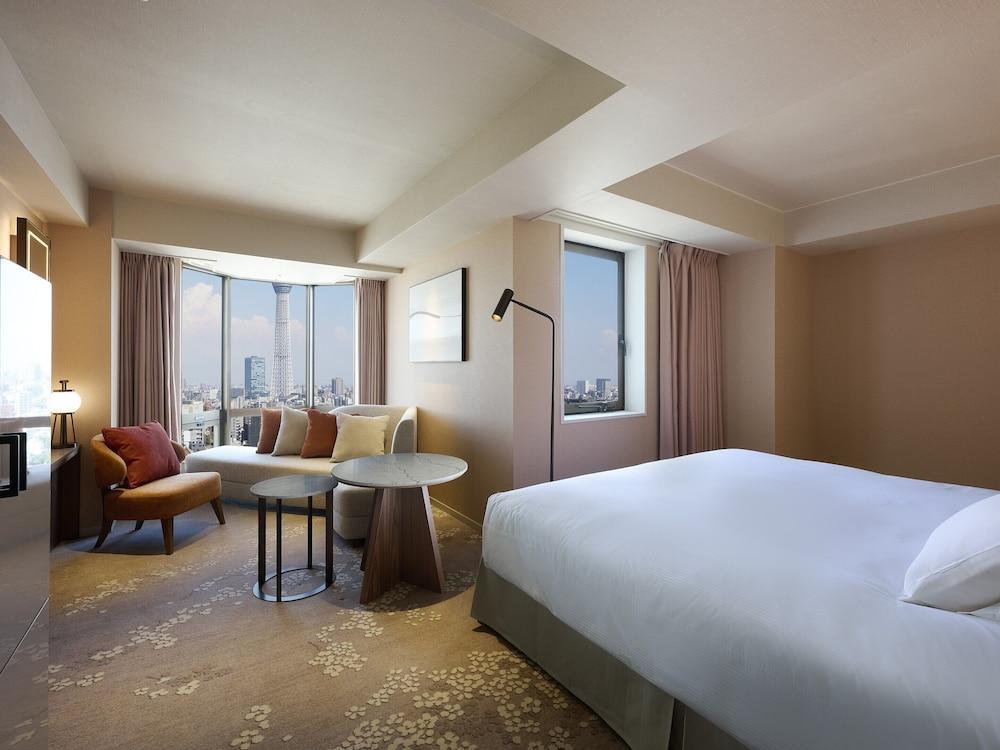 Asakusa View Hotel Room Type - Executive Deluxe King with Skytree Side (with Lounge Access) Asakusa View Hotel Room Type - Executive Deluxe King with Skytree Side (with Lounge Access)