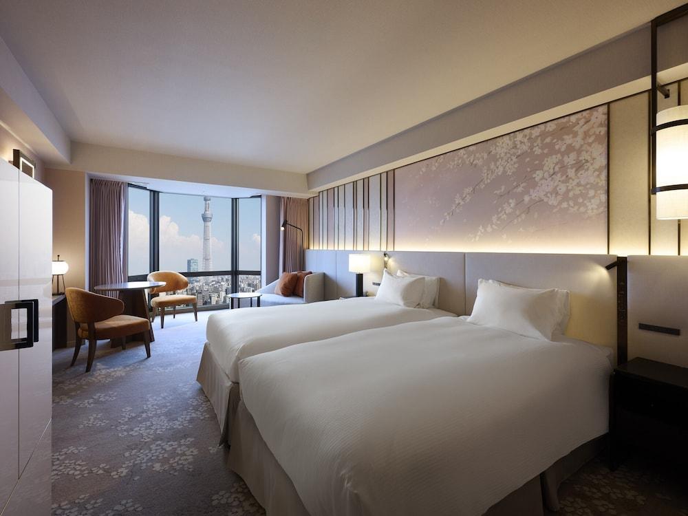 Asakusa View Hotel Room Type - Executive Deluxe Twin with Skytree Side (with Lounge Access)
