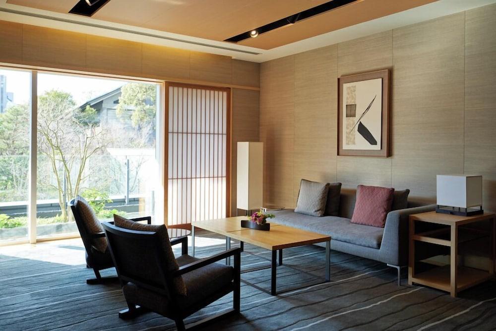 The Capitol Hotel Tokyu Room Type - Garden Suite Twin, Non Smoking (Breakfast & Club Lounge Access Included)