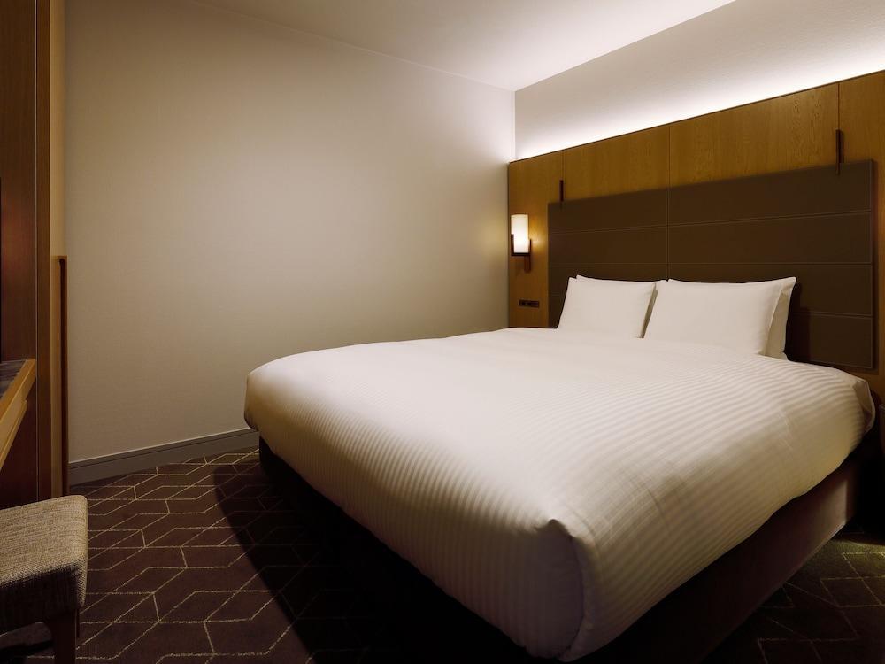 Hotel The Celestine Tokyo Shiba Room Type - Deluxe , 1 bed King,  Patio View, Non Smoking