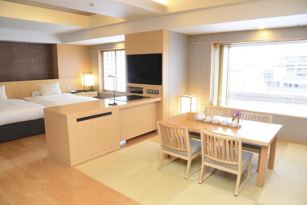 Cerulean Tower Tokyu Hotel Room Type - Japanese Suite with Lounge Access, Non Smoking Cerulean Tower Tokyu Hotel Room Type - Japanese Suite with Lounge Access, Non Smoking