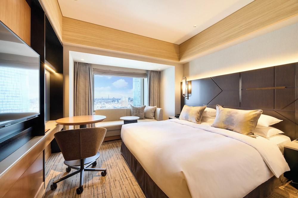 Cerulean Tower Tokyu Hotel Room Type - Newly Renovated - Comfort Queen Room - Non-Smoking