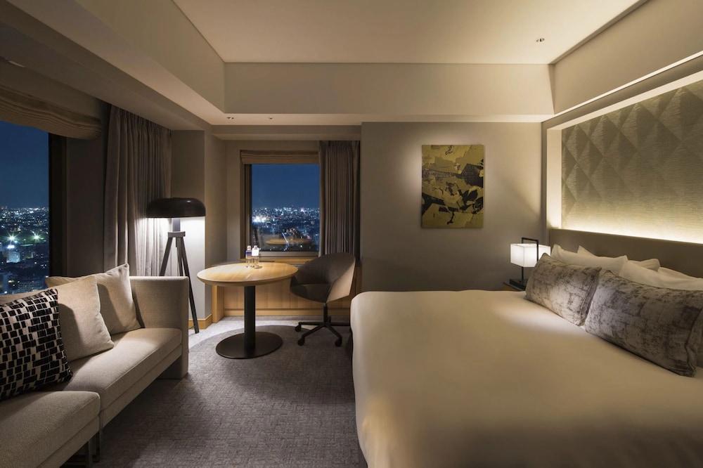 Cerulean Tower Tokyu Hotel Room Type - Executive King with Lounge Access, Non Smoking Cerulean Tower Tokyu Hotel Room Type - Executive King with Lounge Access, Non Smoking