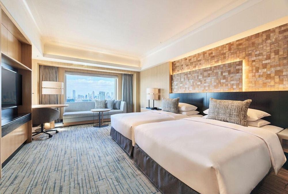 Cerulean Tower Tokyu Hotel Room Type - Newly Renovated - Cerulean Corner Twin Room with Japanese Style Lounge Access, Non Smoking Cerulean Tower Tokyu Hotel Room Type - Newly Renovated - Cerulean Corner Twin Room with Japanese Style Lounge Access, Non Smoking