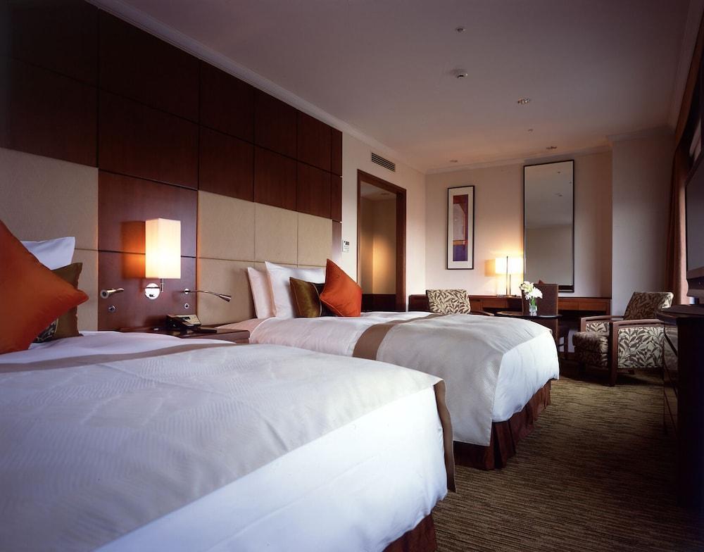 Hotel Metropolitan Tokyo Ikebukuro Room Type - Executive Deluxe Twin, Non Smoking (24F)
