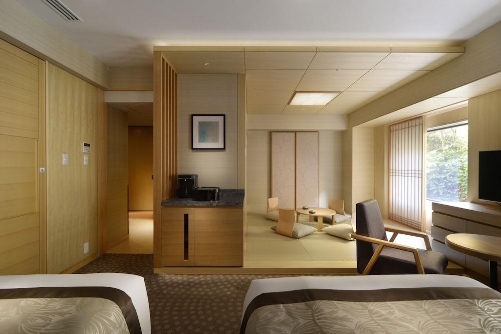 Hotel Metropolitan Tokyo Ikebukuro Room Type - Japanese Suite (Extra Japanese Style Futon" use for more than 3 adults) (5F)