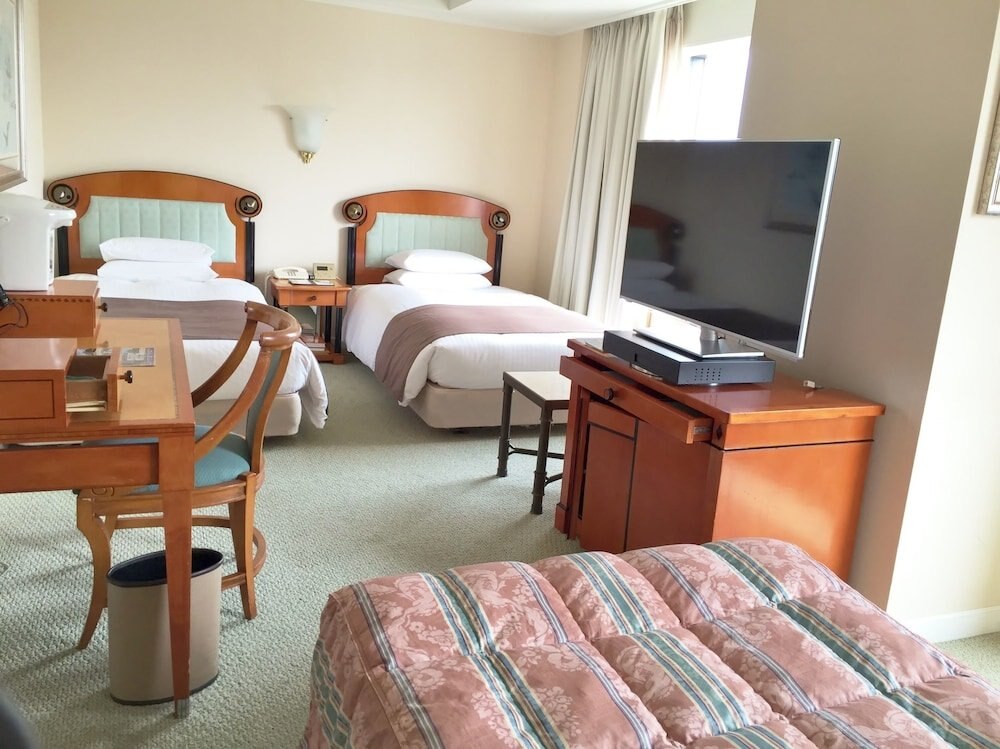 Hotel East 21 Tokyo Room Type - [Non-Smoking] Deluxe Twin Room with Extra Bed (For 3 People)