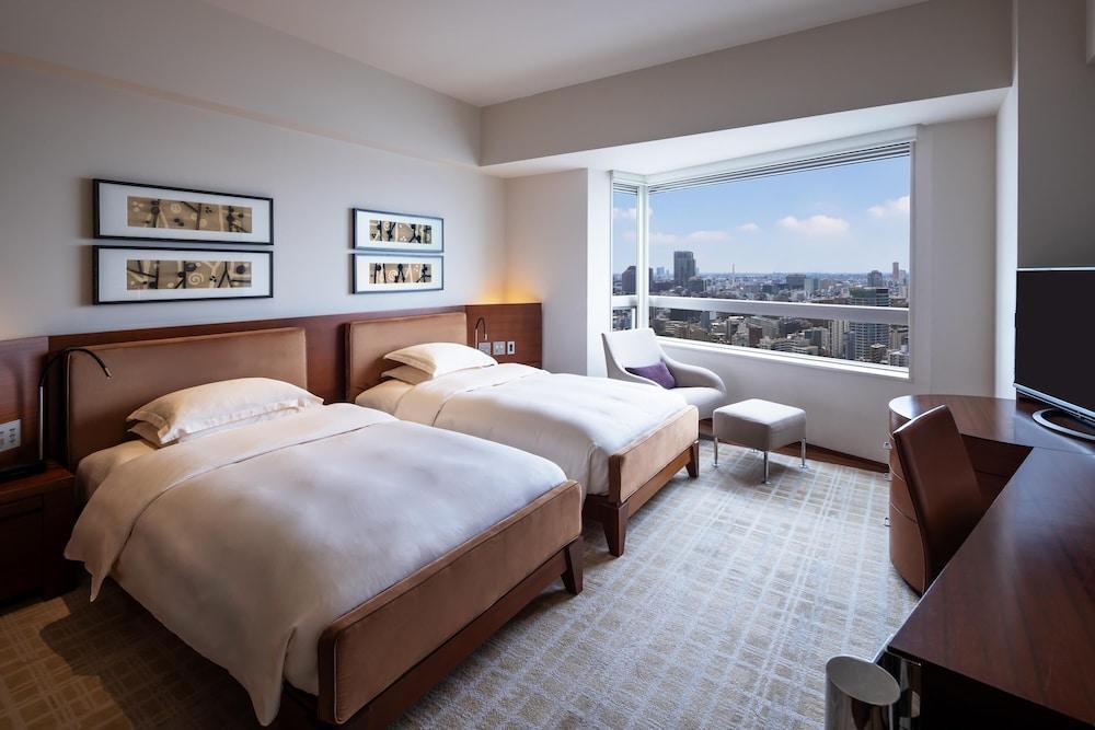 Grand Hyatt Tokyo Room Type - 2 TWIN BEDS, CITY VIEW