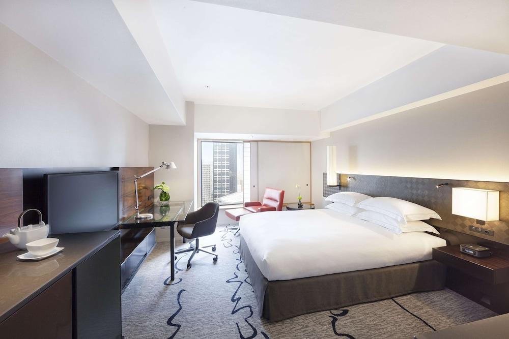 Hilton Tokyo Room Type - KING HILTON