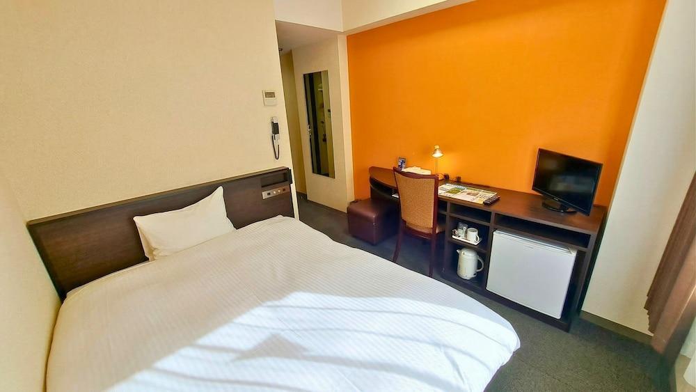 Hotel Continental Room Type - Semi-Double Room, Non Smoking