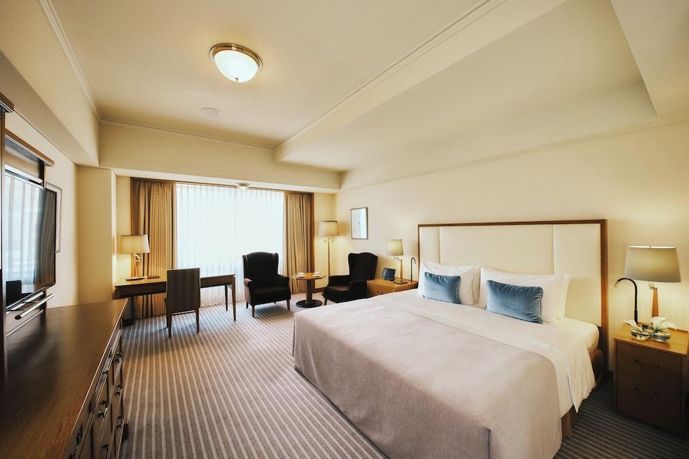 Imperial Hotel, Tokyo Room Type - Main Building Deluxe King