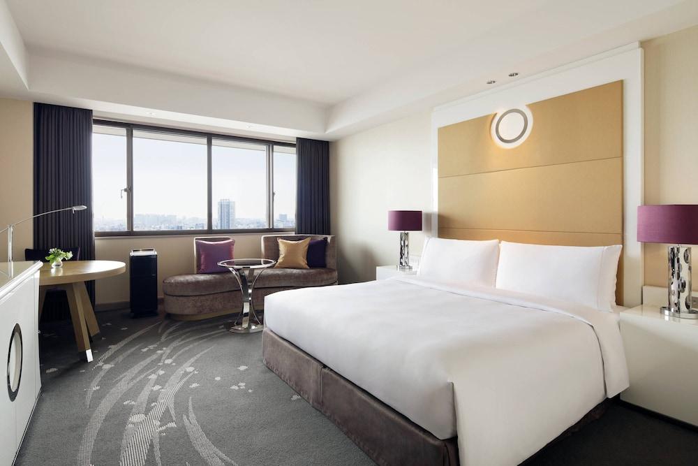 Tokyo Marriott Hotel Room Type - Deluxe Guest Room, 1 King, Low floor, Non Smoking Tokyo Marriott Hotel Room Type - Deluxe Guest Room, 1 King, Low floor, Non Smoking