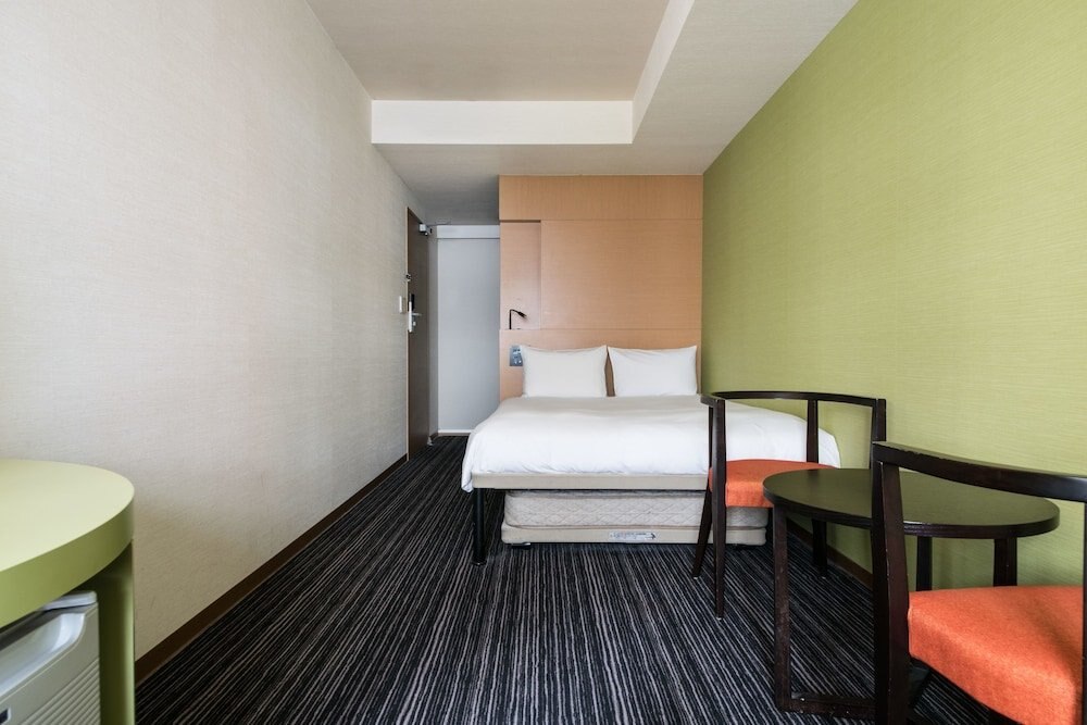 the b ikebukuro Room Type - Deluxe Double Room, Non Smoking