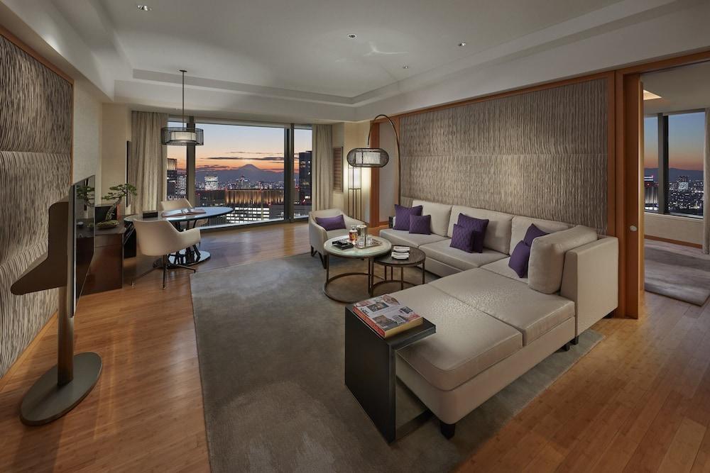 Mandarin Oriental, Tokyo Room Type - Oriental Suite King