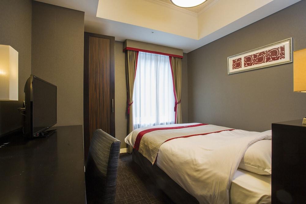 Hotel Monterey Akasaka Room Type - Standard Double, Non-smoking, High-Floor