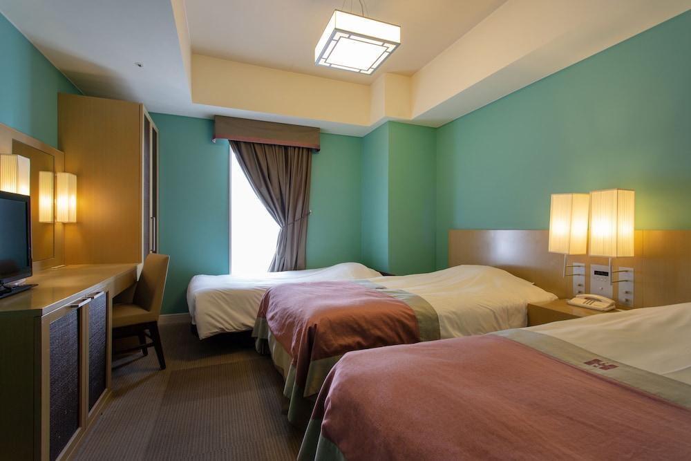 Hotel Monterey Hanzomon Room Type - Corner Triple Room, Non Smoking